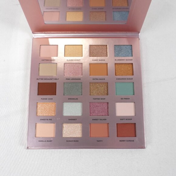 ICONIC London Booming & Gleaming And Treat Yourself Eyeshadow Palettes - Picture 7 of 7